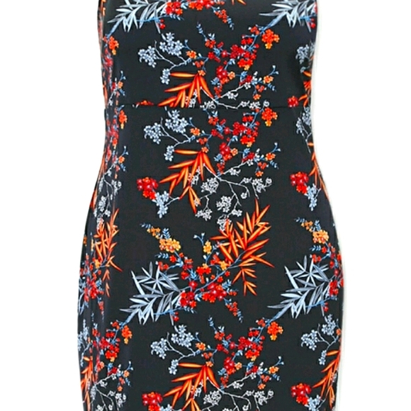 Forever 21 Floral summer dress with slit - Picture 4 of 9